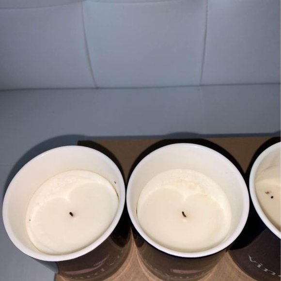 Vineyard Vines Logo Whale Candle Bundle - Picture 8 of 8